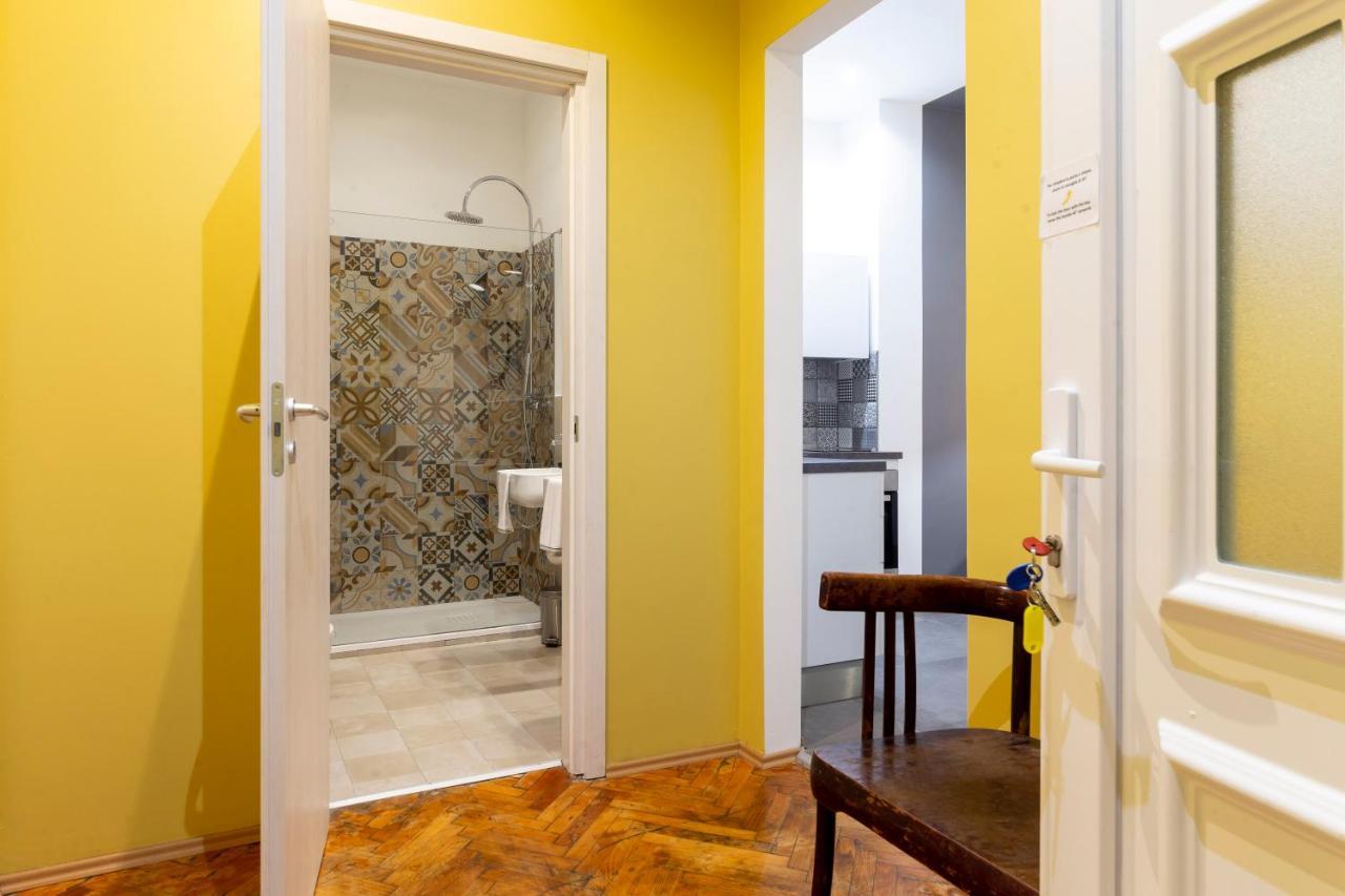 Tram Apartment For 4 Guests Trieste Exterior foto